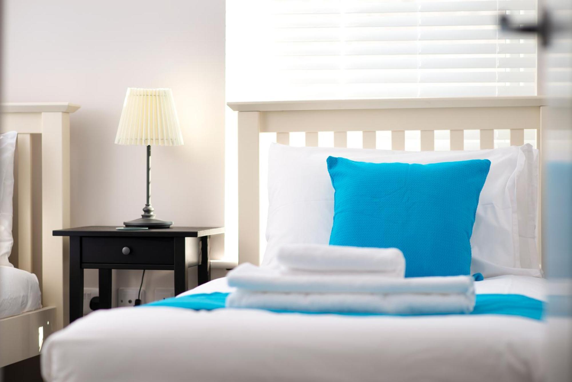 Morley Cottage - Modern 3 Bedroom, 2 Bathroom House With Garden In Southsea, พอร์ตสมัธ ภายนอก รูปภาพ