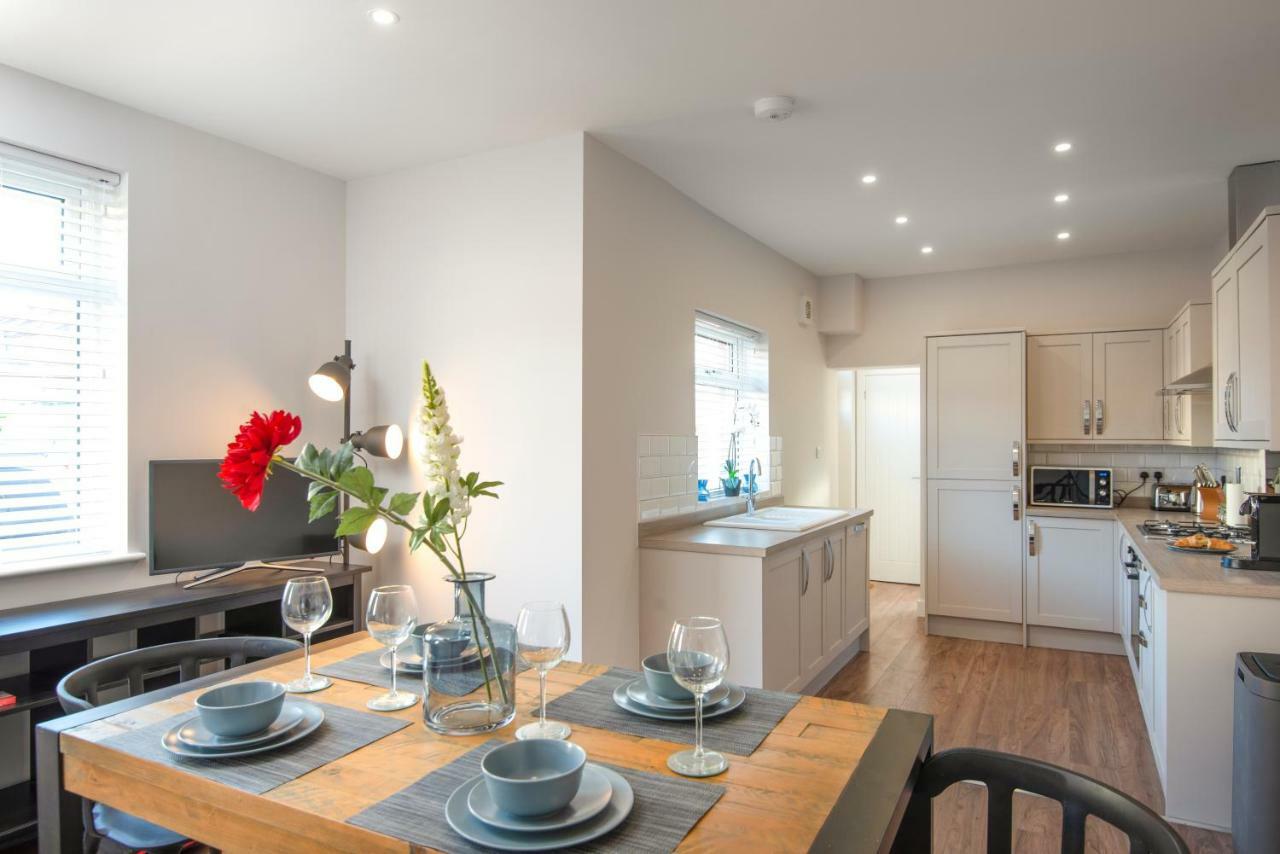 Morley Cottage - Modern 3 Bedroom, 2 Bathroom House With Garden In Southsea, พอร์ตสมัธ ภายนอก รูปภาพ